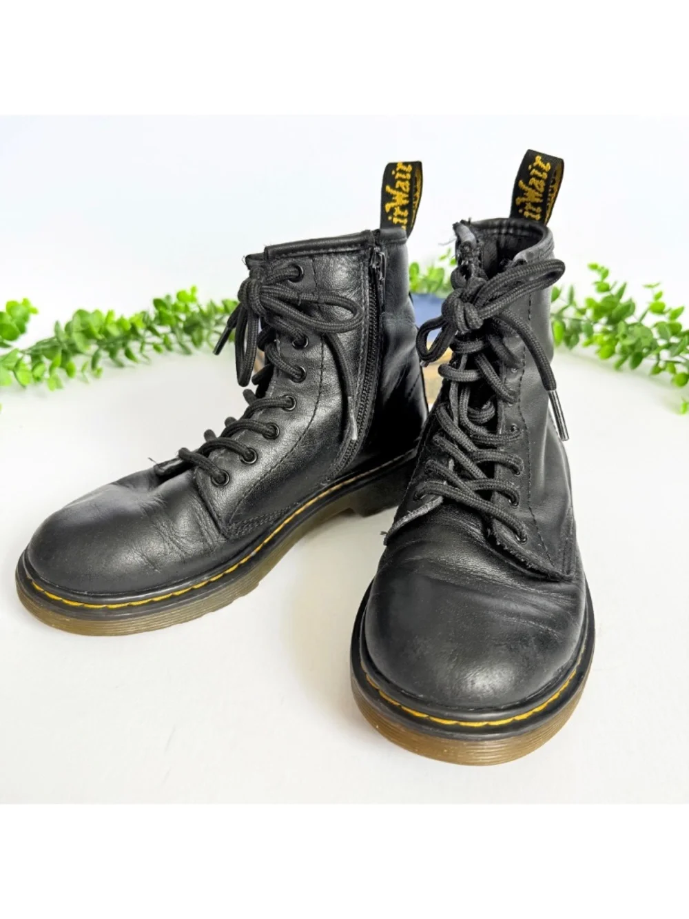 Doc Martens Kids 1460J Black Leather Side Zip Lace Up Combat Boots US2/UK1/EU33